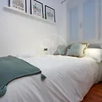 Nice Apartment In Les Corts